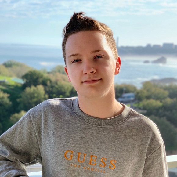 Meet your Posher, River - Picture 1 of 1